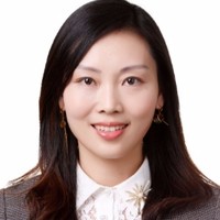 Hui L.