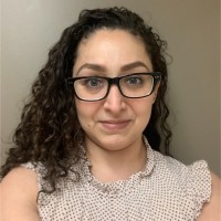 Amanda Esteves Figueiredo, Cmr