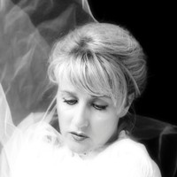 Melinda Hoyer / Soprano