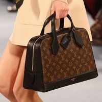 Gucci Prada Versace Jimmy Choo Chanel