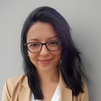 Özlem Gür