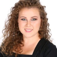 Thayse Holthausen Lehm