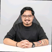 Nicholas Liow