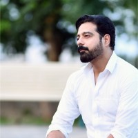 Qamar Anwar