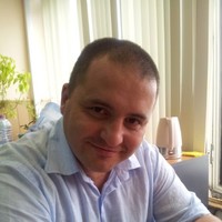 Александр Щеляев