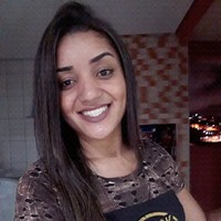 Larissa Melo