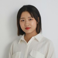 shuang W