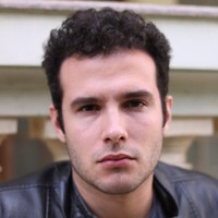 Mauricio L.