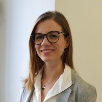 Eva Mandl