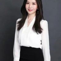 Lisa Lee
