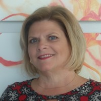 Ruth Welch