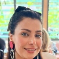 Menaz Fakhr