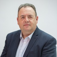 Ian Riches