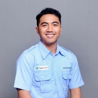 Yusron Avivi