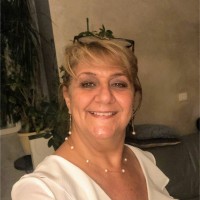 Yasmine Carrasset