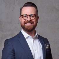 Kevin Siemon, Mba