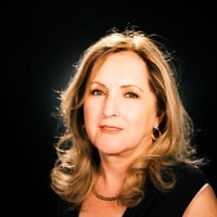 Patricia Escobar