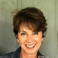 Regina Jaeger, Cfp, Ctfa