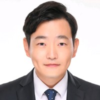 Hak Mo Kim