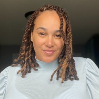 Shelley Edwards