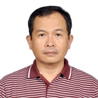 Yulyi Isnaeni