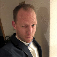 Björn Knierim
