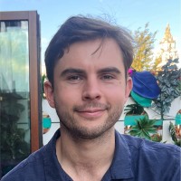 Stefan Davies