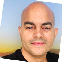 Luis O.