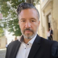 Christian Kent