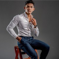 Aziz Razali