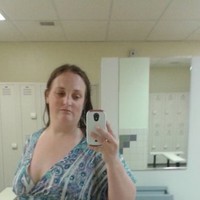 Holly Chesnut