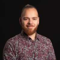 Nicolas D.