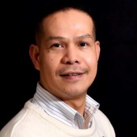 Roberto Rosales