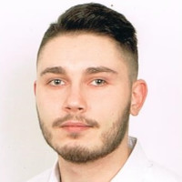 Łukasz J.