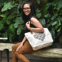 Intani Yessy Kristina (NOM souvenir)