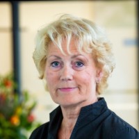Karin Smits