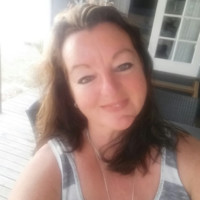 Debi Hutchinson