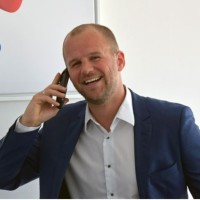 Lukas Holl