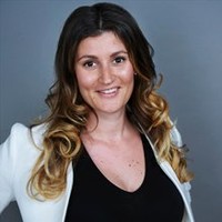 Stephanie Duscher
