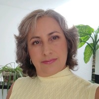 Ma. Elena Ruiz