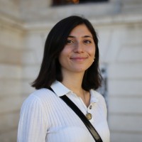 Simge Akyüz
