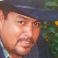 Luis Armendariz