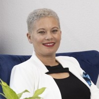 Maxine Van Den Berg
