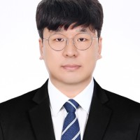 Kyeong-Deok Seo