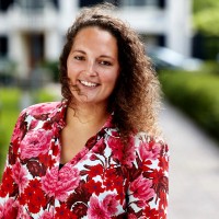 Laura Van Bergen