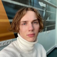 Andrii Valenia