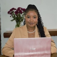 Nana Myeza