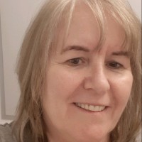 Linda Hollingdale