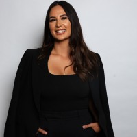 Khloe C.