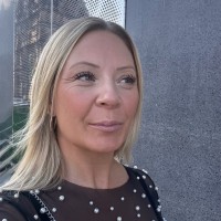 Vikki Ross